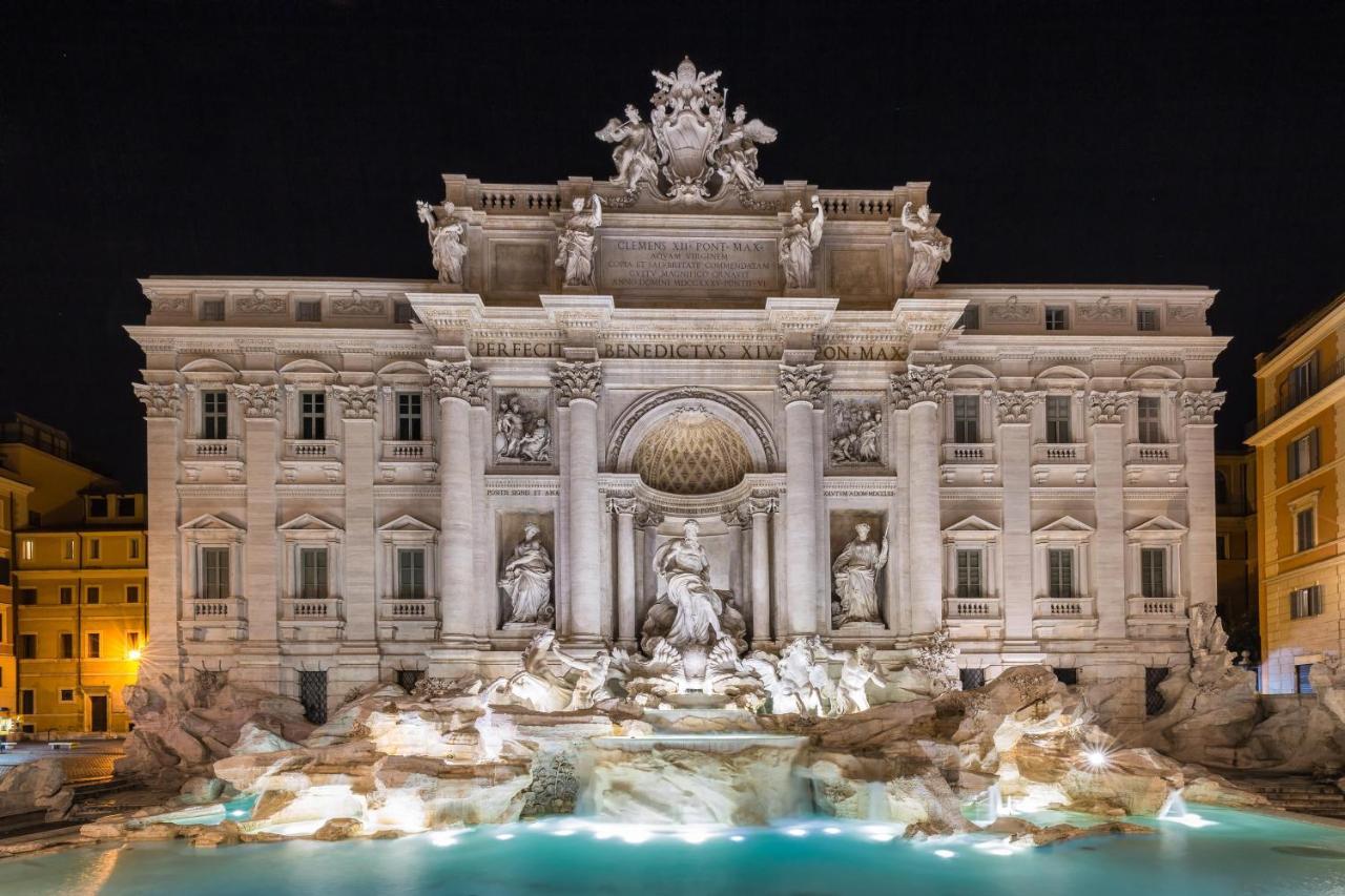 Heart Palace Fontana Di Trevi Rom Exterior foto